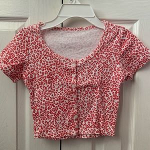 Shein pink cheetah print cropped button up t shirt